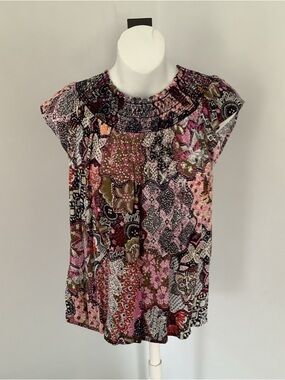 LOFT  Multicolor Floral Patchwork Flutter Sleeve Top Sz. MP